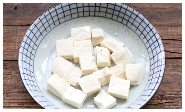 潮州豆腐鱼的做法_潮州豆腐鱼叫什么鱼_潮汕美食测评豆腐鱼