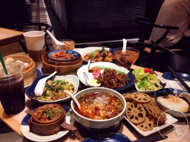 美食烤鸭未央国际店地址_美食地图烤鸭馅饼_未央国际美食烤鸭
