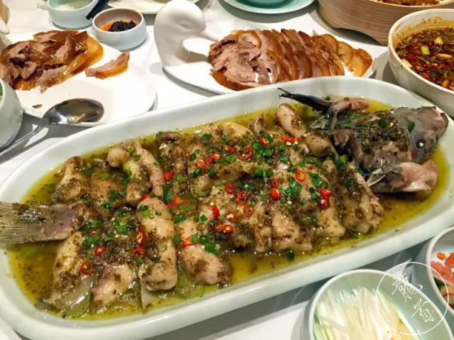 美食地图烤鸭馅饼_未央国际美食烤鸭_美食烤鸭未央国际店地址